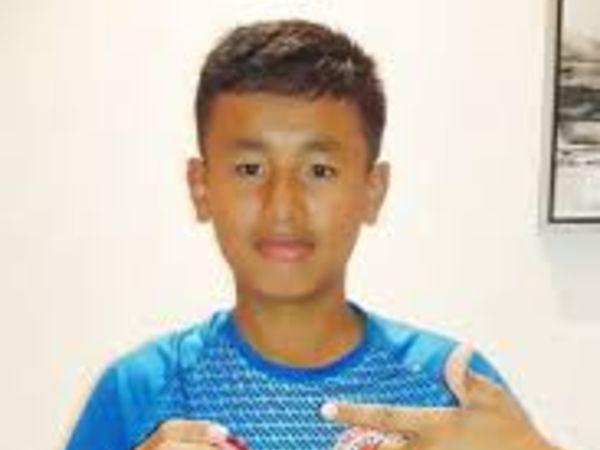 16 ఏళ్ల లెగ్ స్పిన్నర్..