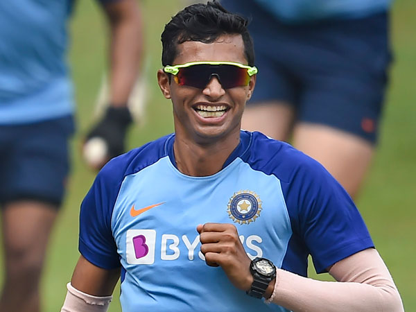 సిడ్నీకి సైనీనే అత్యుత్తమం