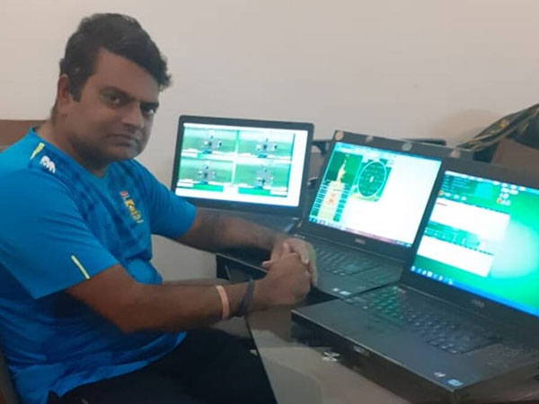 వర్క్ ఫ్రమ్ హోమ్.. వర్క్ ఫ్రమ్ హోమ్..