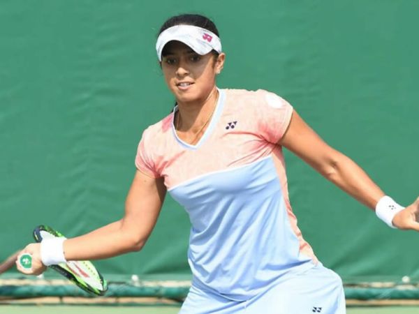  బరిలో నలుగురు ఇండియన్స్..