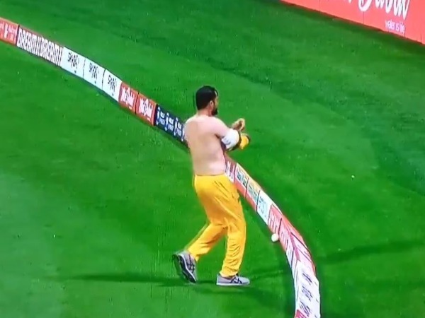 చివరి బంతికి రెండు పరుగులు: