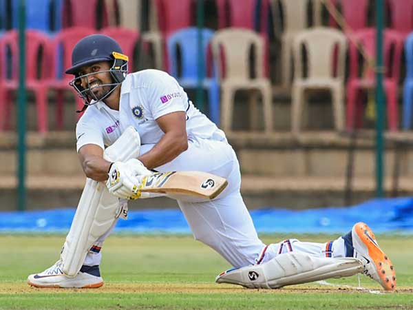 చెన్నైలోనే నాయర్‌ త్రిశతకం