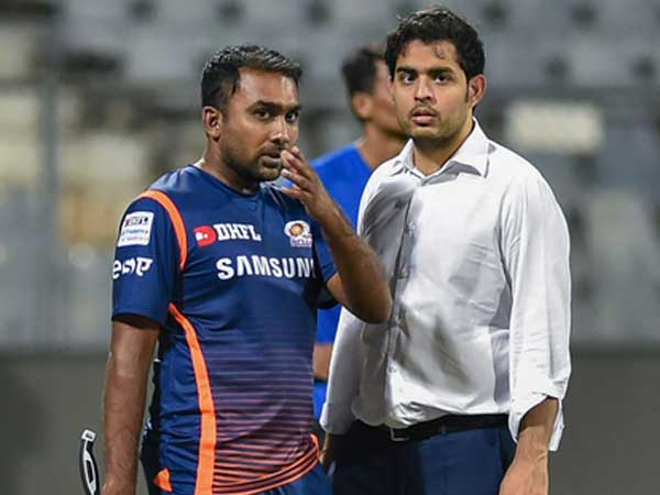  కోచ్‌లు చెప్పడంతోనే..