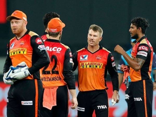 ఐపీఎల్ మ్యాచులను అడ్డుకుంటాం: