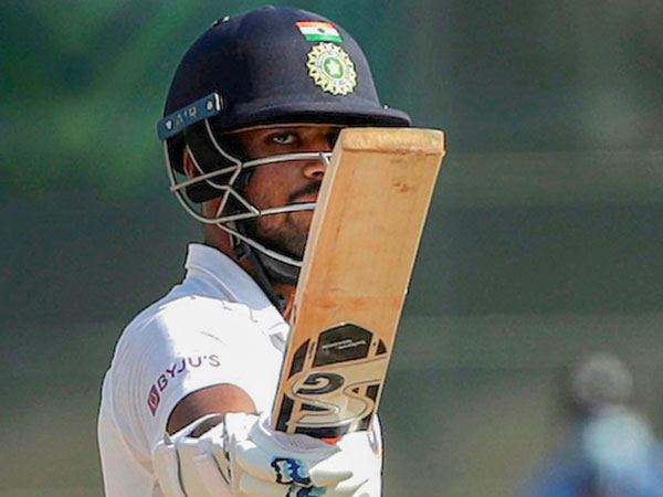 సుందర్ ఆదుకోవడంతో సుందర్ ఆదుకోవడంతో