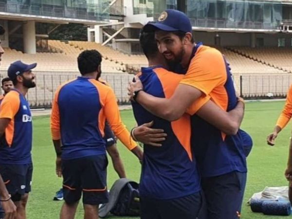 సెకండ్ టెస్ట్కు ఫ్యాన్స్.. సెకండ్ టెస్ట్కు ఫ్యాన్స్..