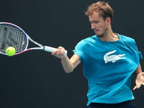 మెద్వెదేవ్‌ ఎట్టకేలకు...