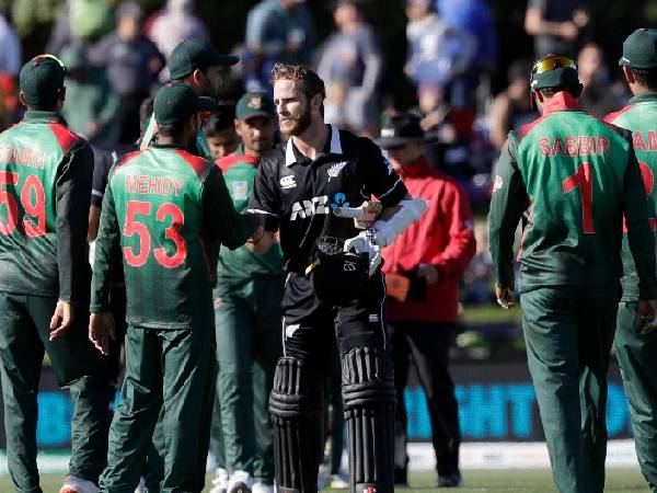 10 నిమిషాల చర్చల అనంతరం: