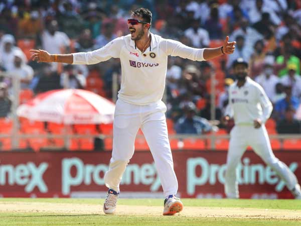 అక్షర్‌ ప్రాక్టీస్