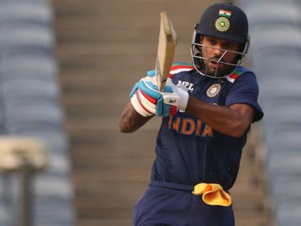 చెలరేగిన గబ్బర్..