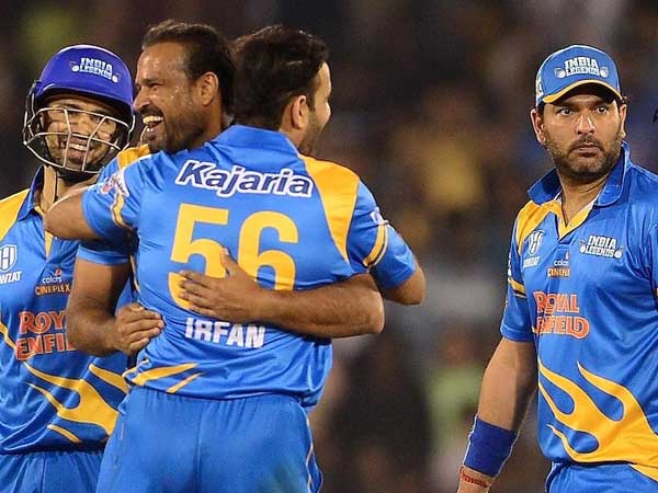 యువరాజ్ మెరుపులు