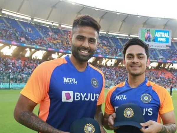  సూర్యకు చాన్స్ ఇవ్వడం..