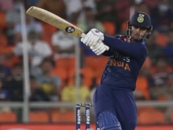 రాహుల్ స్థానంలో ఇషాన్: