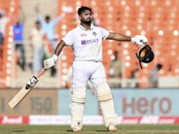 పంత్‌ ఇలాంటి షాట్‌ ఆడకూదు: