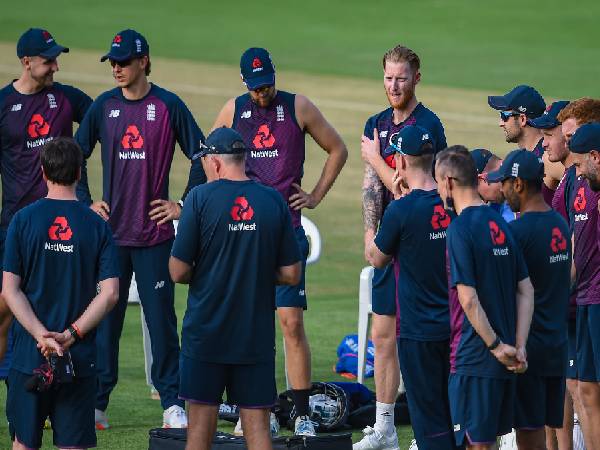 విధ్వంసకర ఫామ్‌లో ఇంగ్లండ్ ఆటగాళ్లు: