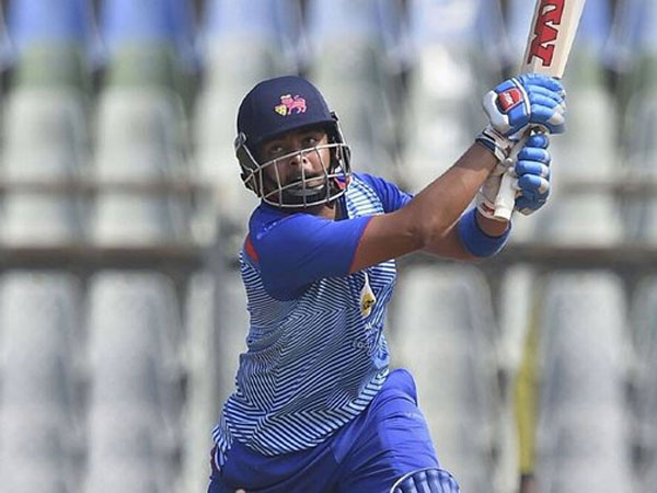 కర్నాటకకు భారీ లక్ష్యం..