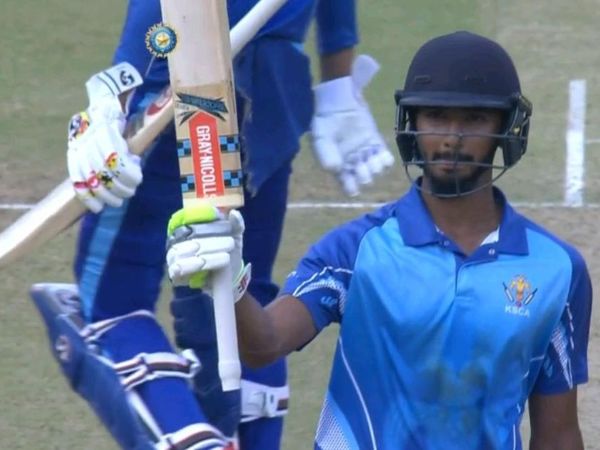  4 సెంచరీలు.. 2 అర్థసెంచరీలు..