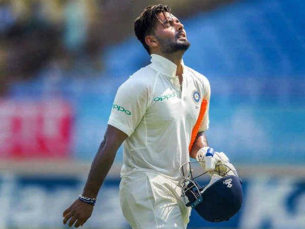పంత్ హాఫ్ సెంచరీ..