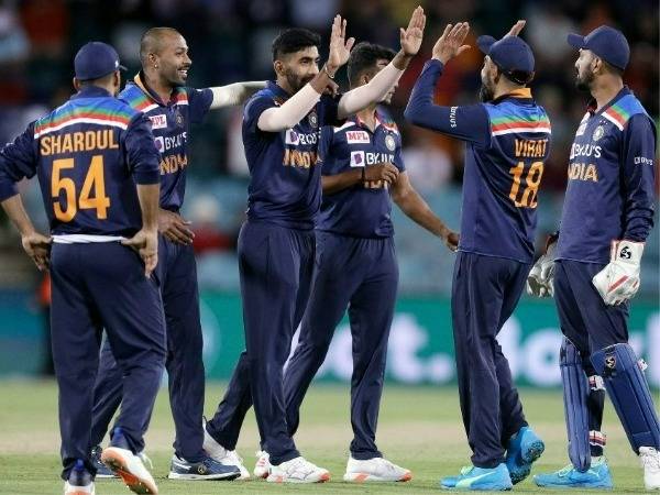 ఒక్కో ప్లేస్‌కు ఇద్దరేసి ప్లేయర్లు