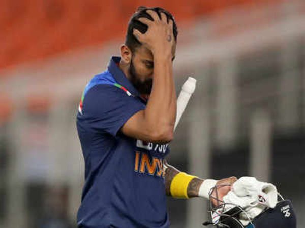 నిరాశపరిచిన రోహిత్, రాహుల్..