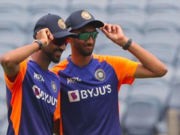 కృనాల్, ప్రసిధ్ అరంగేట్రం..