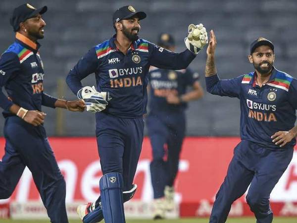 గెలిపించేదెవరు? గెలిపించేదెవరు?