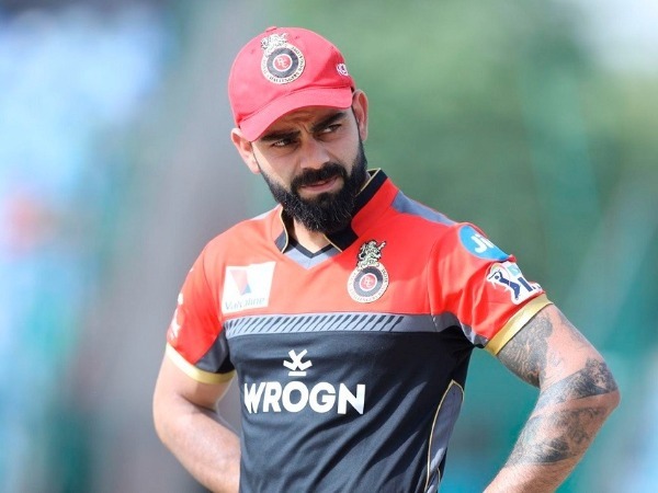 తొలి క్రికెట‌ర్‌గా: