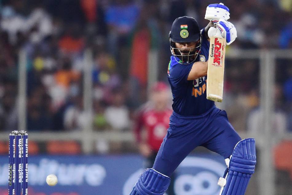 India vs England: Virat Kohli become the first batsman to score 3000 runs in T20Is India vs England: Virat Kohli become the first batsman to score 3000 runs in T20Is