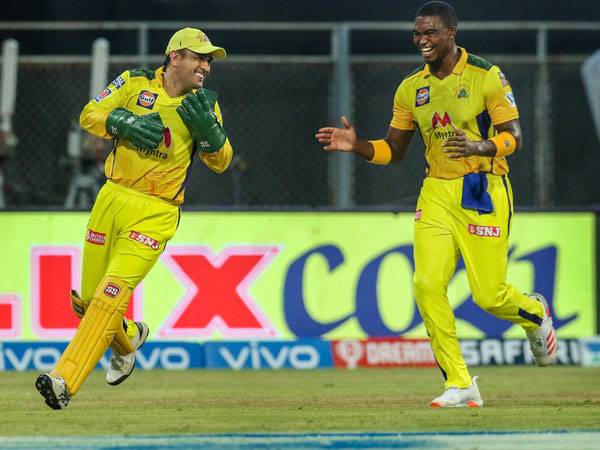 ఆ ఇద్దరి మధ్యే యుద్దం..