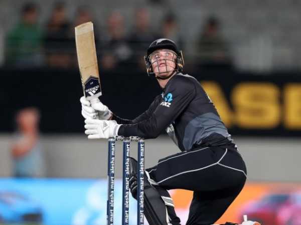  జోష్ ఫిలిప్ స్థానంలో..