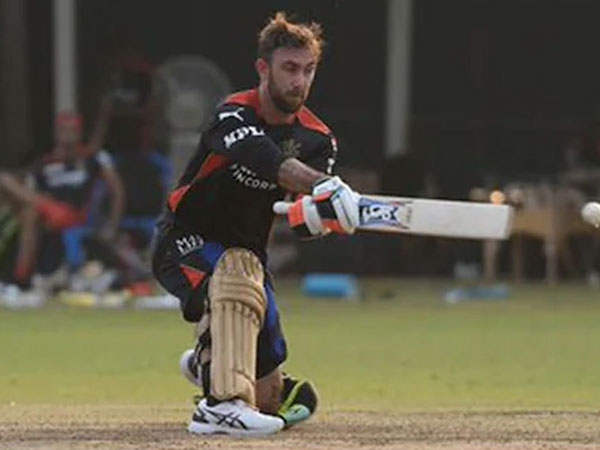  బ్యాట్‌తోనే సమాధానం..