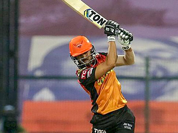 అనుభవ రాహిత్యం..