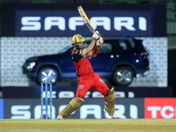 మ్యాక్సీ హాఫ్ సెంచరీ..