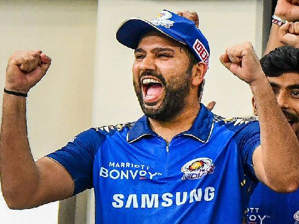 రోహిత్కు జోడీ ఎవరు? రోహిత్కు జోడీ ఎవరు?