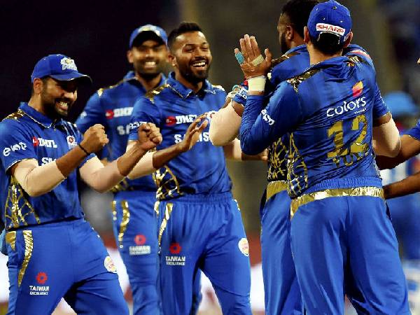 ఆటగాళ్లు సైతం.. ఆటగాళ్లు సైతం..