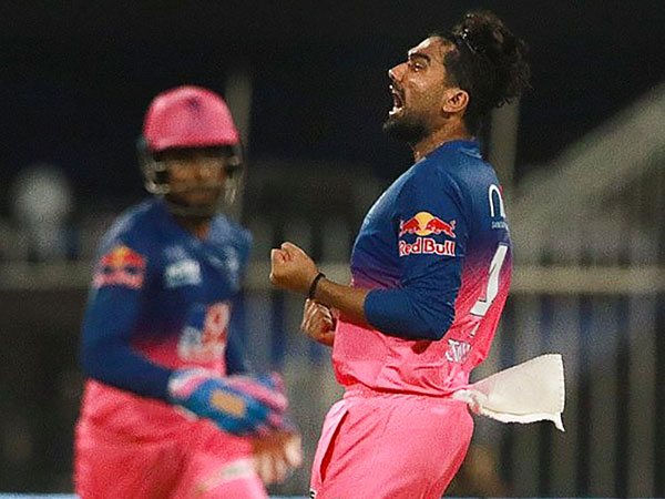 ఎంతపనిచేశావ్ తెవాటియా