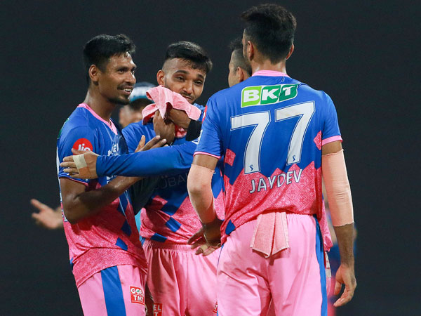 ఐదేళ్ల కోసారి ప్లే ఆఫ్‌కు..