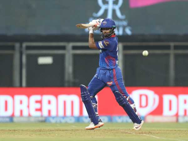  పంత్ హాఫ్ సెంచరీ..