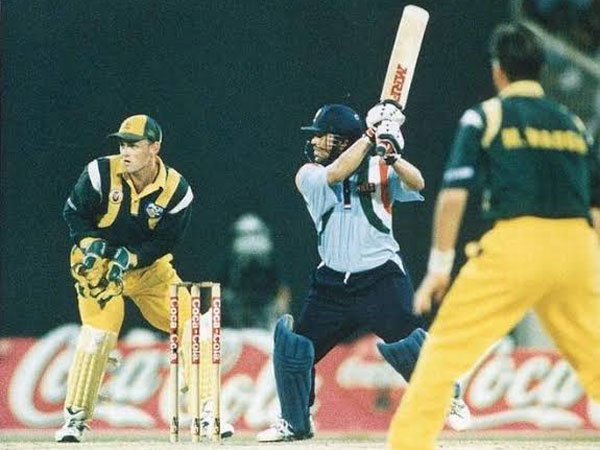  273 పరుగుల భారీ లక్ష్యం..