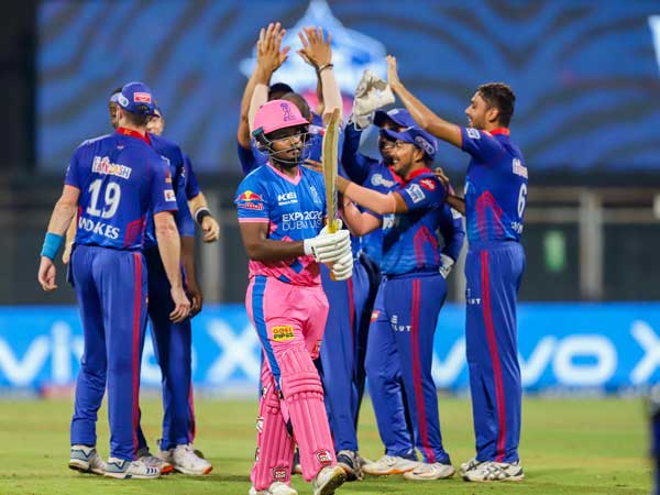 పట్టుమని 10 పరుగులైనా చేయని అయిదు మంది