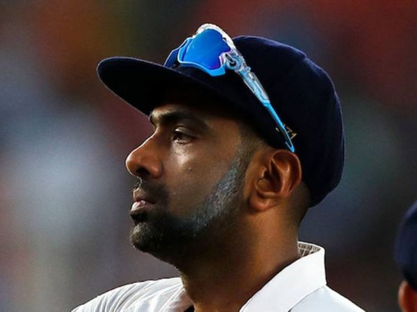  ఎన్​ 95 మాస్క్​ల పంపిణీ: