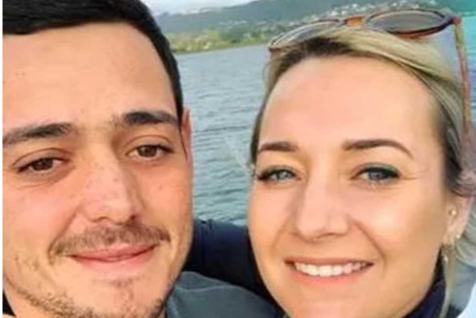 IPL 2021: Quinton de Kocks Wife Sasha Bids Emotional Farewell To Mumbai Indians Family IPL 2021: Quinton de Kocks Wife Sasha Bids Emotional Farewell To Mumbai Indians Family