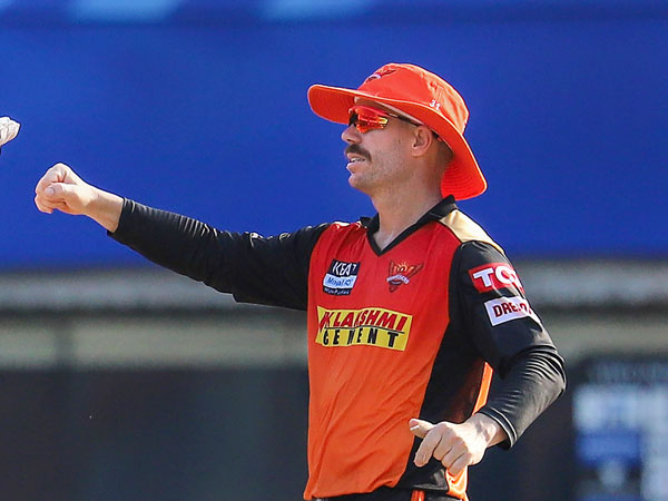 ఏదో జరుగుతోంది..