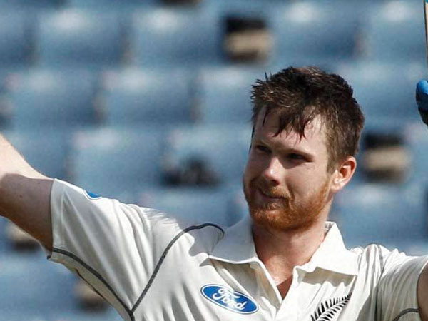 నీషమ్‌ లైవ్ షో