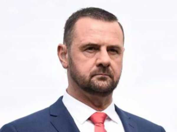 మాల్దీవులకు ఆసీస్ ఆటగాళ్లు: మాల్దీవులకు ఆసీస్ ఆటగాళ్లు: