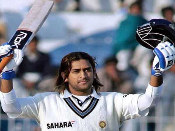 హ్యాట్రిక్ సిక్సర్లతో...