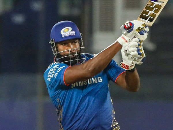 30 సిక్స్‌లు..30 ఫోర్లు..