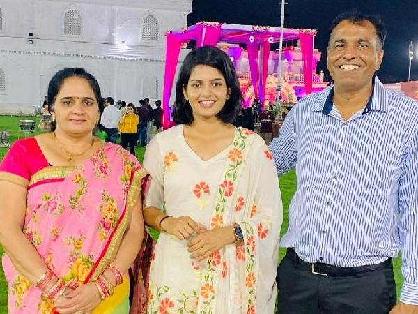 పాప పరిస్థితులను అర్థం చేసుకుంది: