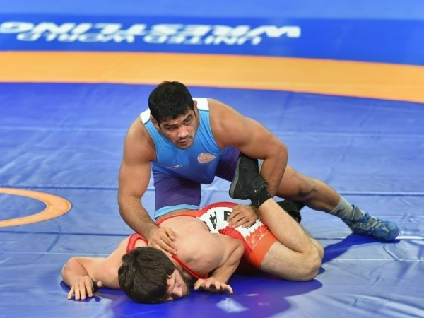 ఉరి తీయాలి..