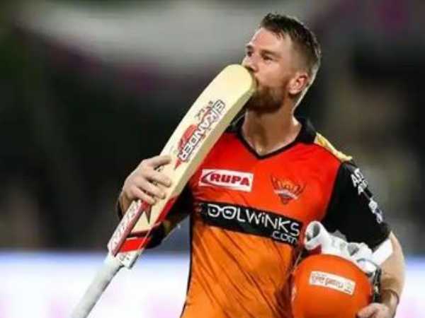 వార్నర్‌పై వేటు :